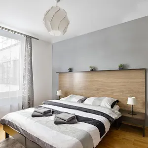 https://aparthotel-angel.praguehotelsweb.com